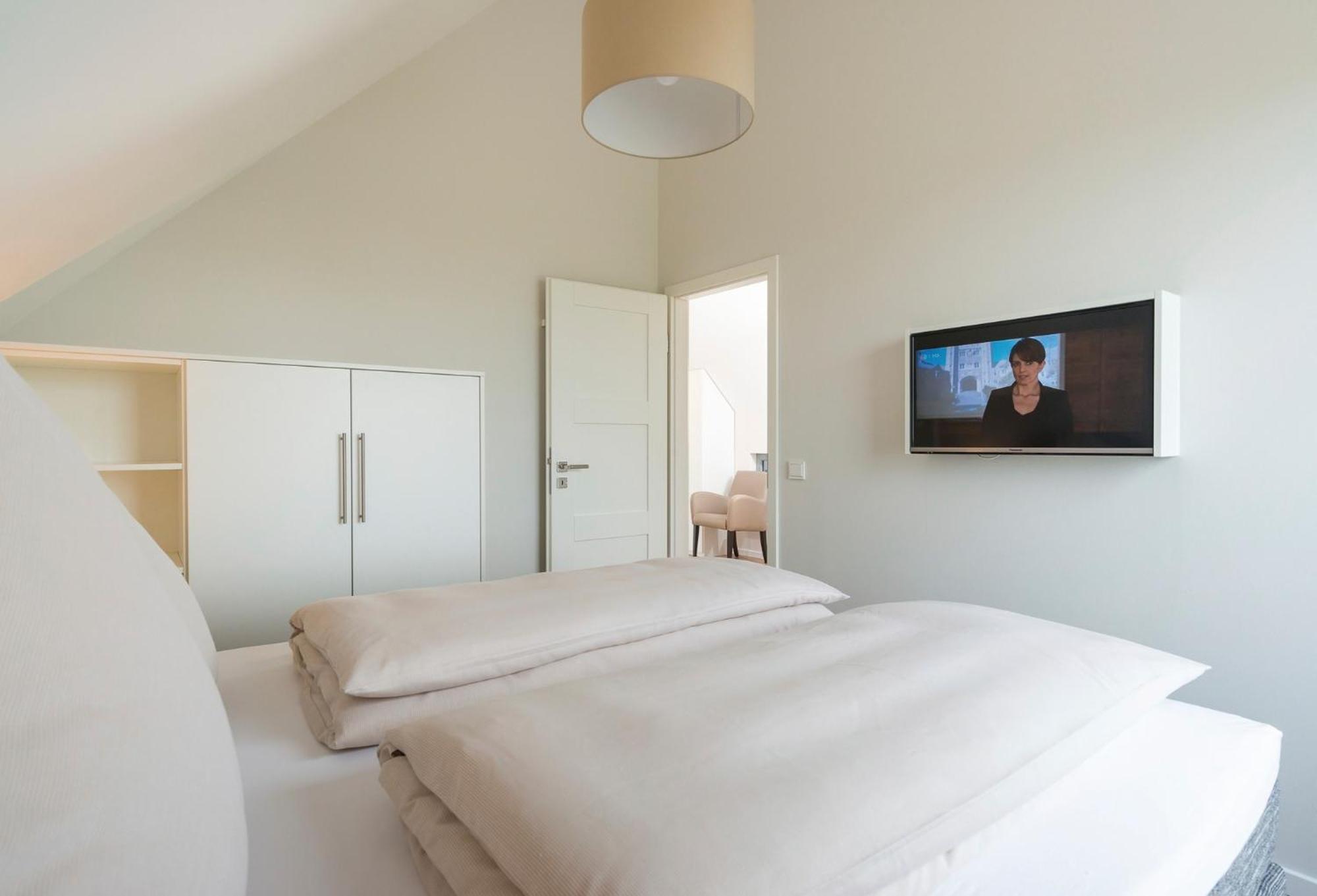 Ostsee - Reetdachhaus Nr 36 "Warder" Im Strand Resort 하일리겐하펜 외부 사진